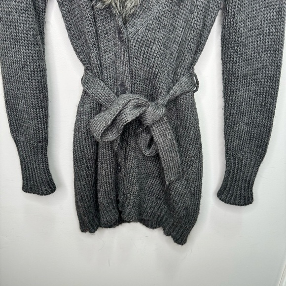 Esprit Faux Fur Collar Wrap Grey Knit Cardigan Belted Size Small - Picture 10 of 14
